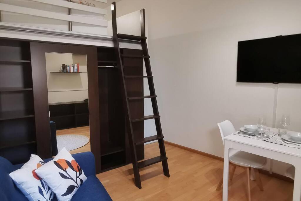 Schoenes Apt In Zentraler Lage Freiburg im Breisgau Luaran gambar